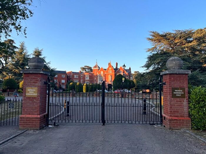 2 Bedroom Flat For Sale In Longbourn, Windsor, SL4