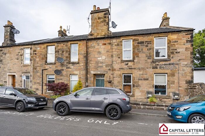3 Bedroom Flat To Rent In Nelson Place, Stirling Town, Stirling, FK7