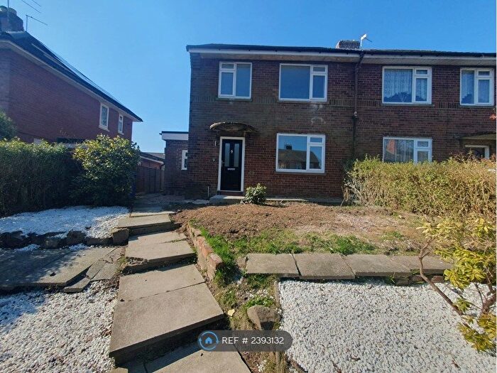 3 Bedroom Semi-Detached House To Rent In Fairfield Drive, Bury, BL9