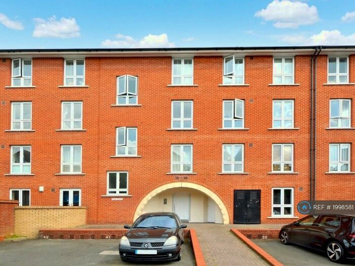 2 Bedroom Flat To Rent In Basque Court, London, SE16