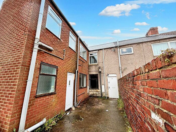2 Bedroom Flat To Rent In Hawthorn Road, Ashington, Northumberland, NE63