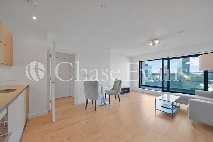 1 Bedroom Flat To Rent In Great Eastern Road, Stratford, London, E15