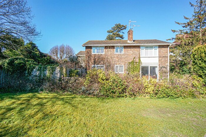 2 Bedroom Flat For Sale In Avondale Road, St. Leonards-On-Sea, TN38