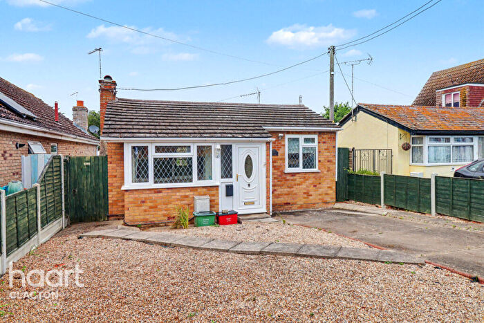 2 Bedroom Detached Bungalow For Sale In Alpha Road, Clacton-On-Sea, CO16