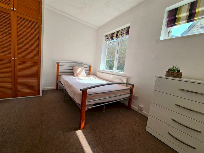 5 Bedroom House To Rent In Newmarket Road, Cambridge, CB5