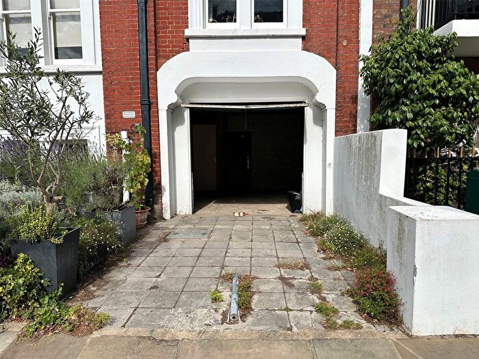 Garage / Parking For Sale In Joubert Mansions, Jubilee Place, London, SW3