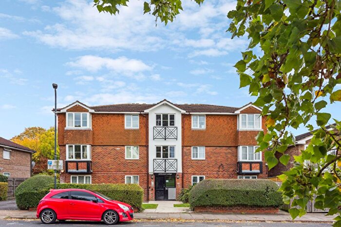 1 Bedroom Flat For Sale In Sudbury Avenue, Jefferson Lodge, HA0