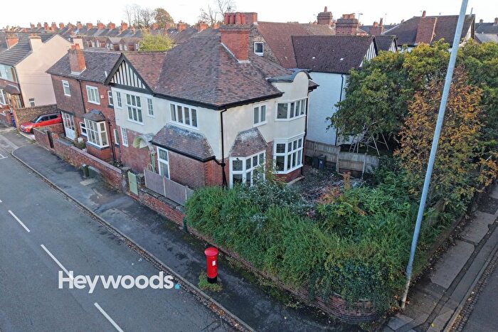 3 Bedroom Semi Detached House For Sale In High Street, Wolstanton, Newcastle-Under-Lyme, Staffordshire, ST5