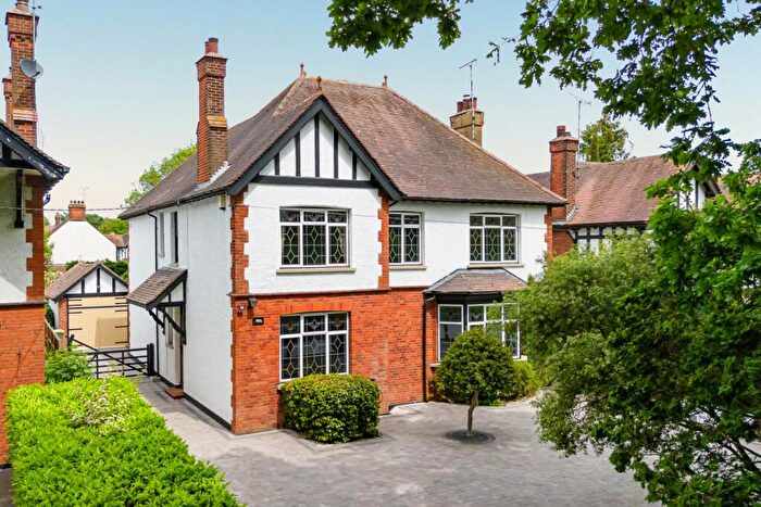 5 Bedroom Detached House For Sale In Hall Road, Rochford, SS4