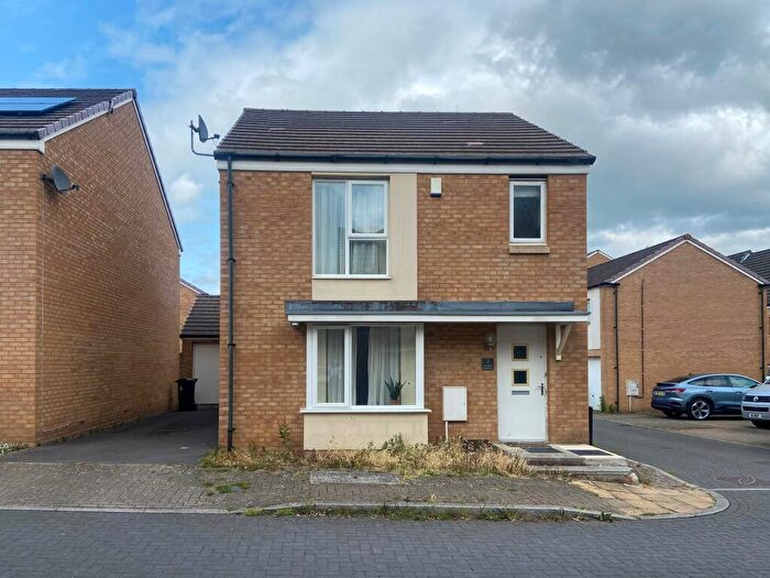 4 Bedroom Detached House To Rent In Hempton Field Drive, Patchway, BS34