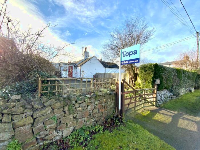 3 Bedroom Cottage For Sale In St. Asaph Road, Holywell, CH8