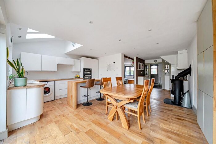 3 Bedroom Property For Sale In White Hart Lane, Fareham, PO16