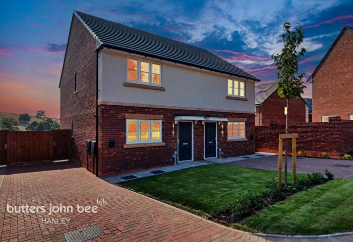2 Bedroom Semi-Detached House For Sale In Cheadle Road Stoke-on-Trent, ST10