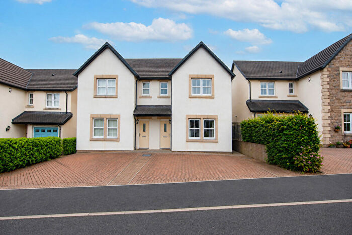 3 Bedroom Semi-Detached House For Sale In Hawthorn Way, Kendal, Cumbria, LA9