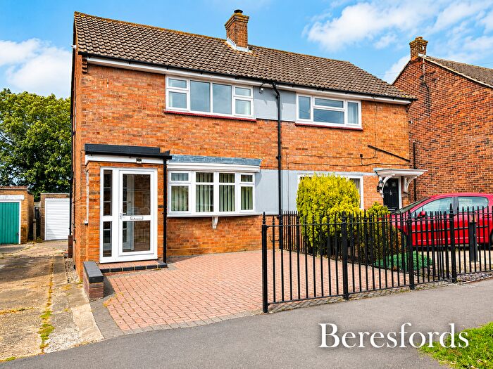 2 Bedroom Semi-Detached House To Rent In Edinburgh Gardens, CM7