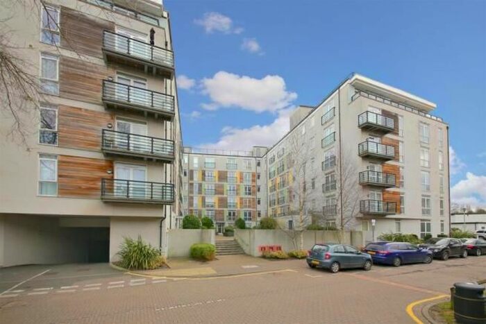 1 Bedroom Flat To Rent In Foster House, Borehamwood, Lonodon, WD6