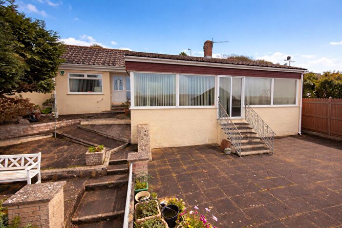 2 Bedroom Detached Bungalow For Sale In Halliwell Road, Portishead, BS20