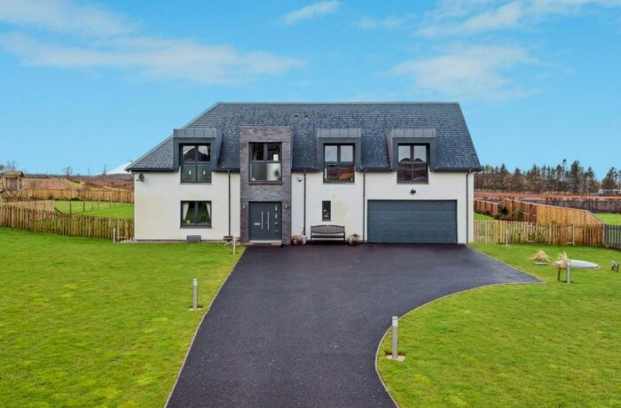 4 Bedroom Detached House For Sale In The Paddocks, Kinrossie, Perthshire, PH13
