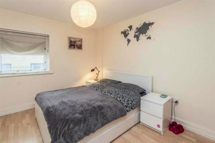 1 Bedroom Flat To Rent In Channel Way, Ocean Village, Southampton, SO14