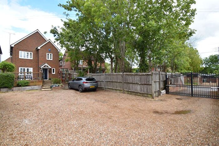 5 Bedroom Detached House For Sale In Station Road, Harrietsham, ME17