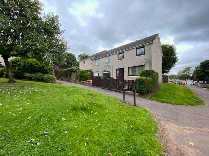 3 Bedroom Detached House To Rent In Mansefield, East Calder, West Lothian, EH53