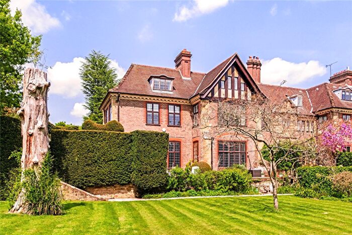 5 Bedroom Semi-Detached House For Sale In Langton Road, Langton Green, Tunbridge Wells, Kent, TN3
