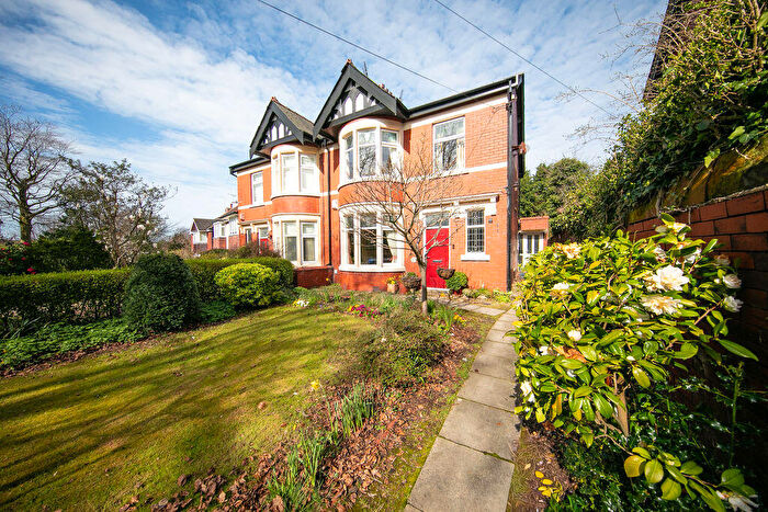 4 Bedroom Semi Detached House For Sale In No. Blackpool Old Road, Poulton-le-Fylde, Lancs, FY6