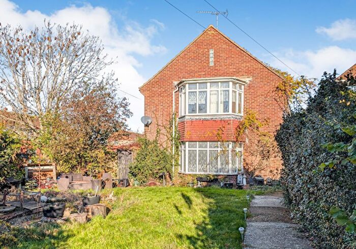 4 Bedroom Detached House For Sale In Roedean Road, Worthing, West Sussex, BN13