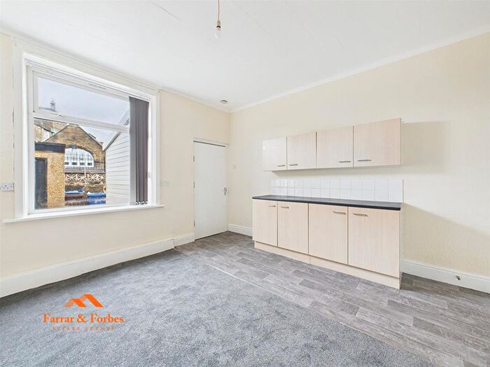 3 Bedroom Terraced House To Rent In Temple Street, Nelson, BB9