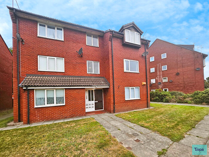 2 Bedroom Flat For Sale In Clairville Close, Bootle, L20