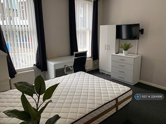 7 Bedroom Terraced House To Rent In Lord Nelson Street, Liverpool, L3