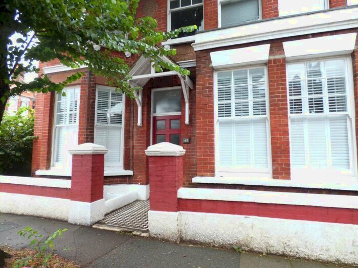 Studio To Rent In Osmond Road, Hove, BN3