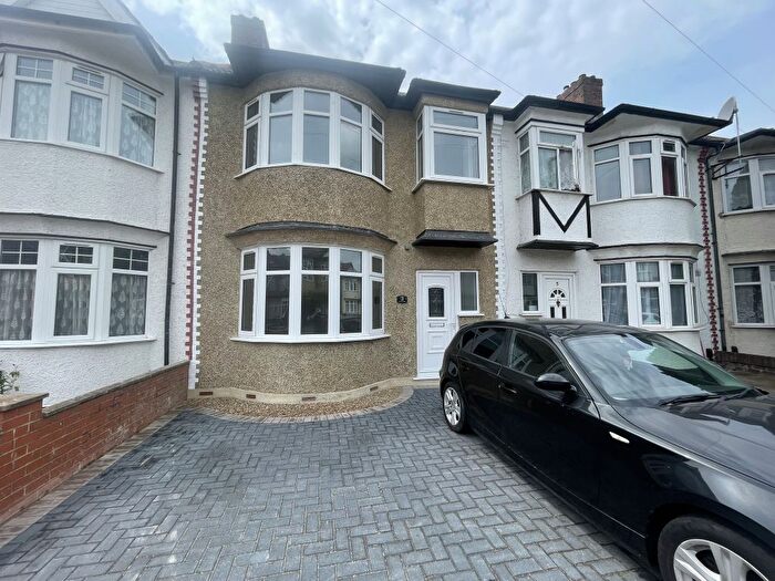 4 Bedroom Semi-Detached House To Rent In Priory Avenue, Sudbury Hill, Harrow, HA0