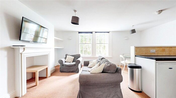 2 Bedroom Apartment To Rent In Charlton Buildings, BA2