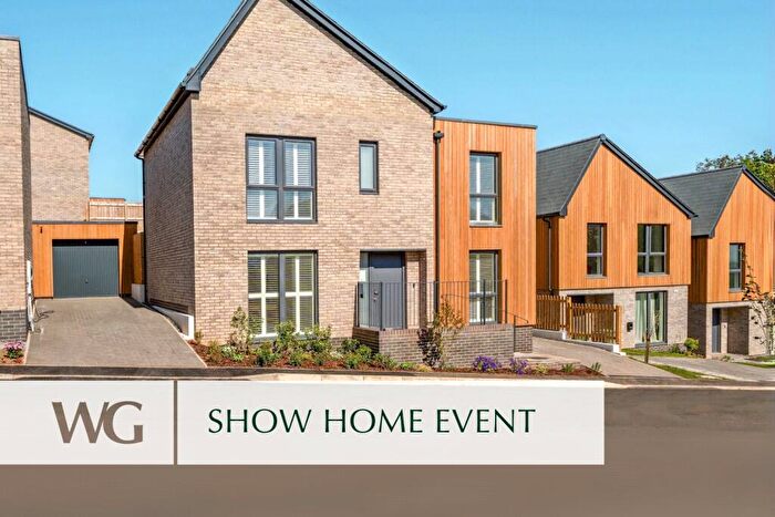 4 Bedroom Detached House For Sale In Pulling Road, Pinhoe, Exeter, EX4