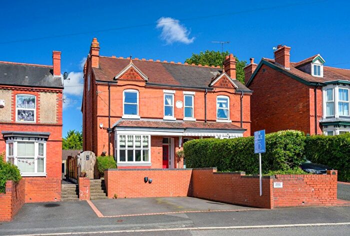4 Bedroom Semi-Detached House For Sale In Wrekin Road, Wellington, Telford, Shropshire, TF1