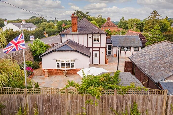 3 Bedroom Detached House For Sale In Cranbrook Road, Frittenden, Kent, TN17