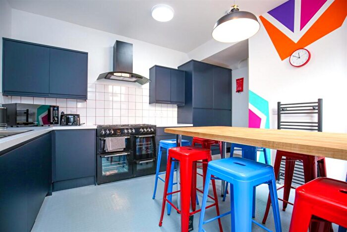 8 Bedroom Terraced House To Rent In (£ Pppw) Dilston Road, Fenham, NE4