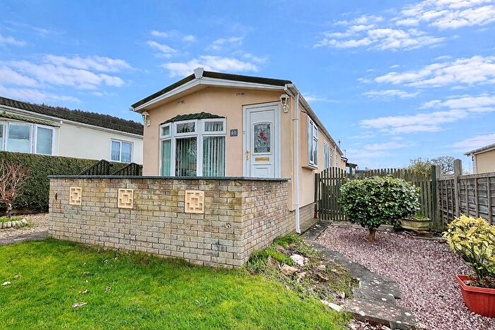 1 Bedroom Mobile/park Home For Sale In Vine Tree Park, Tudorville, Ross-On-Wye, HR9