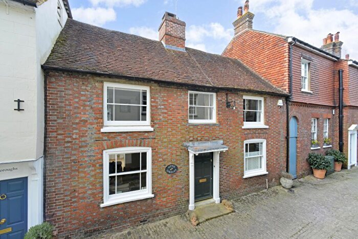4 Bedroom House For Sale In Lombard Street, Petworth, GU28