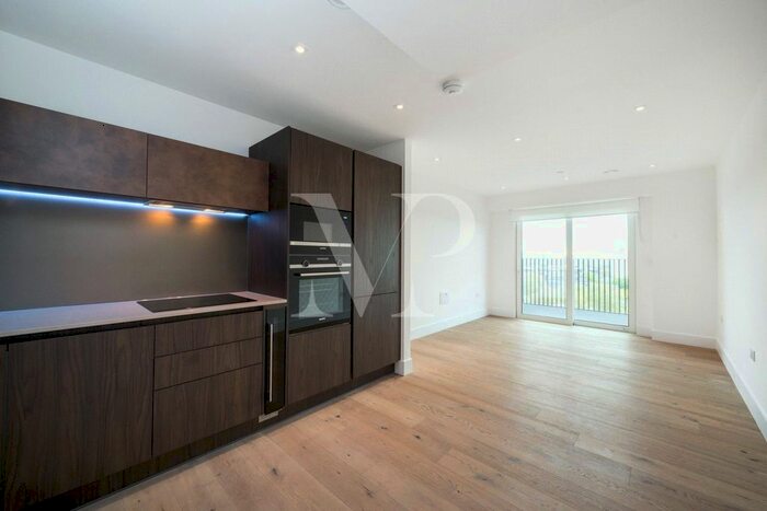 1 Bedroom Flat To Rent In A Exchange Gardens, Keybridge Capital, London, SW8