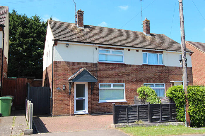 2 Bedroom Semi-Detached House To Rent In Valley Road, Wellingborough, NN8