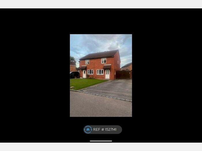 3 Bedroom Semi-Detached House To Rent In Laburnum Road, Winnersh, Wokingham, RG41
