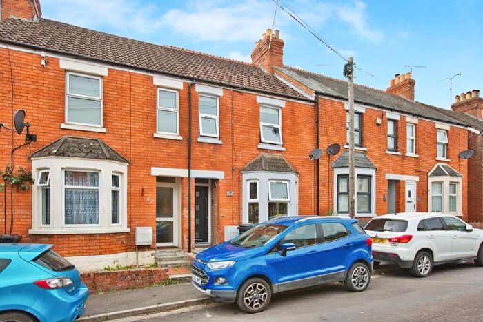 3 Bedroom Terraced House For Sale In Percy Road, Yeovil, BA21