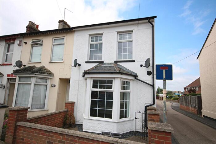 4 Bedroom End Of Terrace House To Rent In Saville Street, Walton-on-the-Naze, CO14