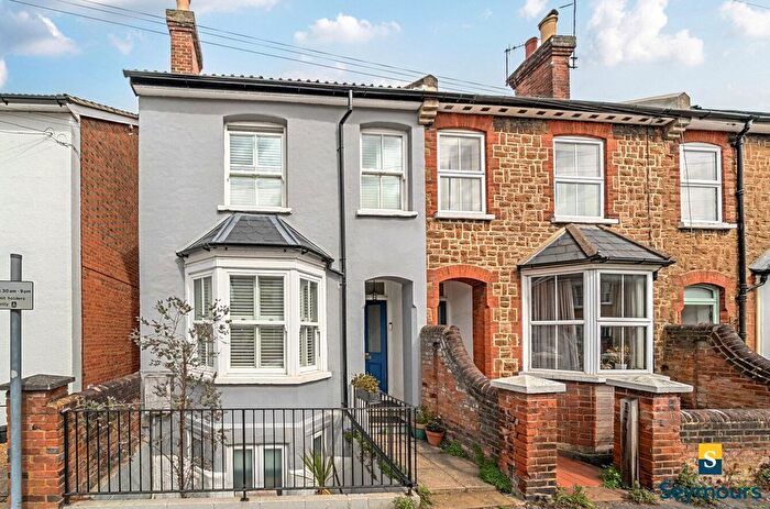 3 Bedroom Terraced House For Sale In Guildford, Surrey, GU1