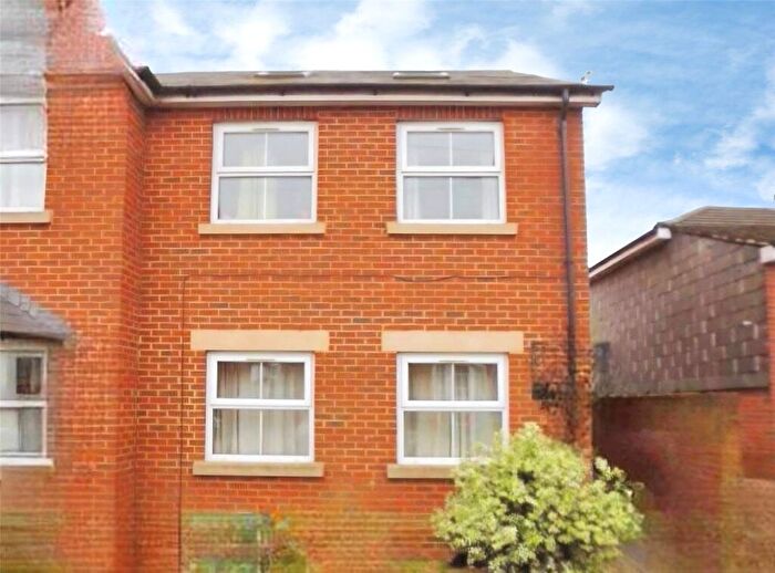 5 Bedroom End Of Terrace House To Rent In Avenue Road, Southampton, Hampshire, SO14