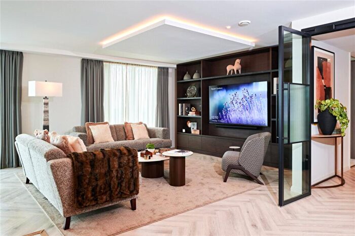 2 Bedroom Penthouse To Rent In Manchester Square Gardens, Botanic Avenue, Manchester, M15