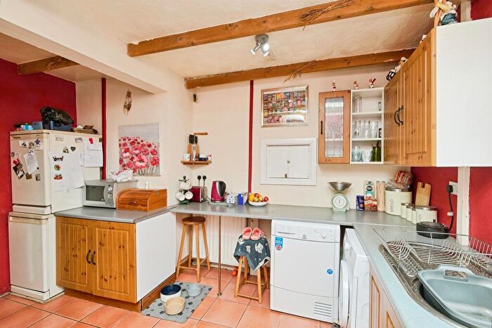 3 Bedroom End Of Terrace House For Sale In Dorking Road, Derby, DE22