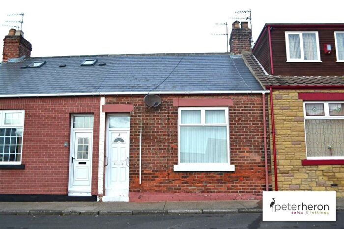 2 Bedroom Cottage To Rent In Browne Road, Sunderland, SR6